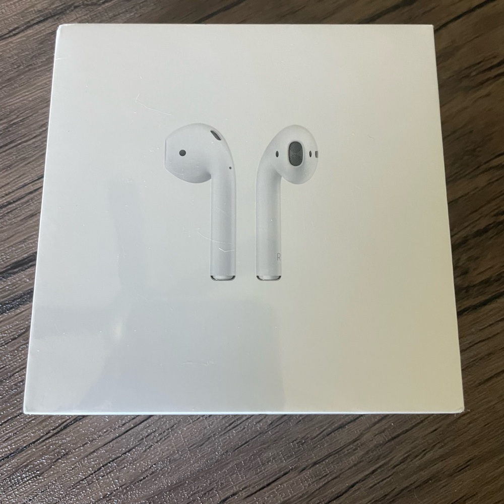 BRAND NEW - Apple AirPods - 2nd Generation with Charging Case